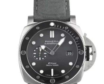 パネライ サブマーシブル クアランタクアトロ グリジオ・ロッチャ  PAM01288 メンズ